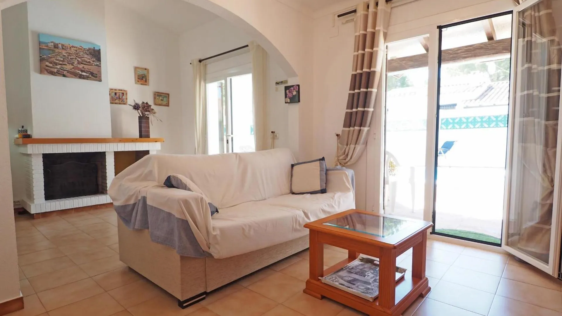 Villa Casa Bonita Con Piscina Privada, Wifi Y Aire Acondicionado En Torroella De Montgri - Es-325-32 Hébergement de vacances